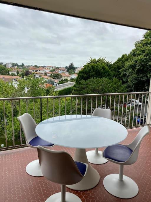 T3 - Centre - 75m2 - 2 Sdb - Parking - Calme *